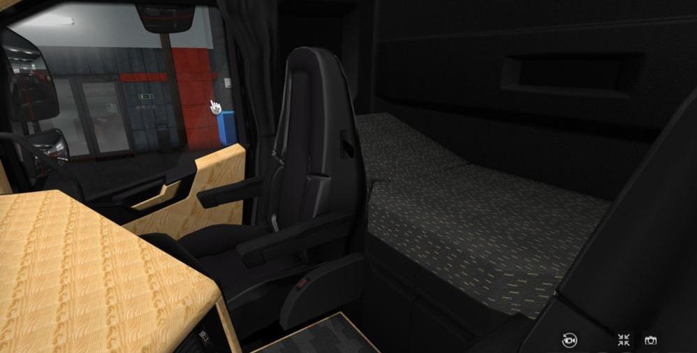 Volvo FH Black Synthetic & Mapple Wood Interior 1.34.x 