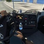 Animated hands on the steering wheel for all trucks v1.10