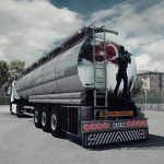 Renault Premium and Tanker Trailer 1.39