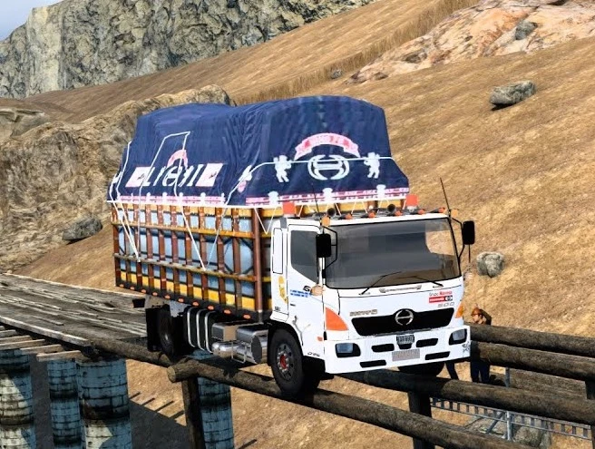 Hino 500 Truck + Cargos v1.1 1.43.x
