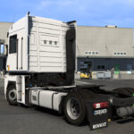 mod_6ab78ad3157bc_Renault-Magnum-DXi-EEV-3.jpg
